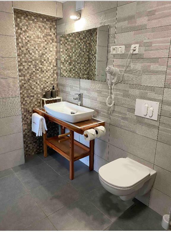 Lovely Apartment In Nature With Sauna! Postojna Ngoại thất bức ảnh