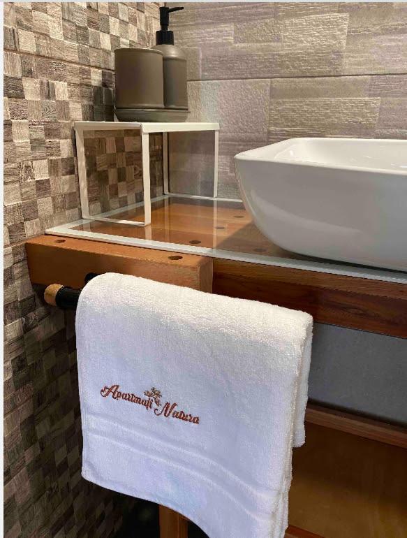 Lovely Apartment In Nature With Sauna! Postojna Ngoại thất bức ảnh